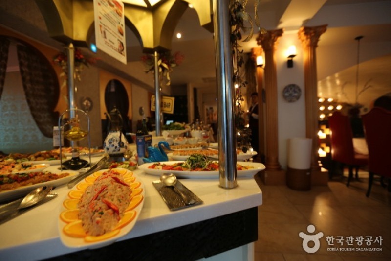 Güney Kore ve Türk Restoranı Pasha