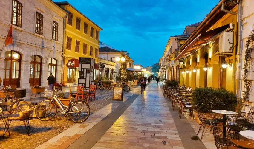 arnavutlukta-turk-vatandaslarinin-ziyaret-ettigi-5-bolge5