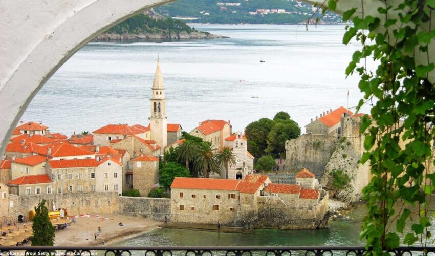 karadagda-kesinlikle-gorulmesi-gereken-6-tarihi-yer6